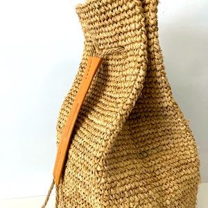 Straw back pack for vacation